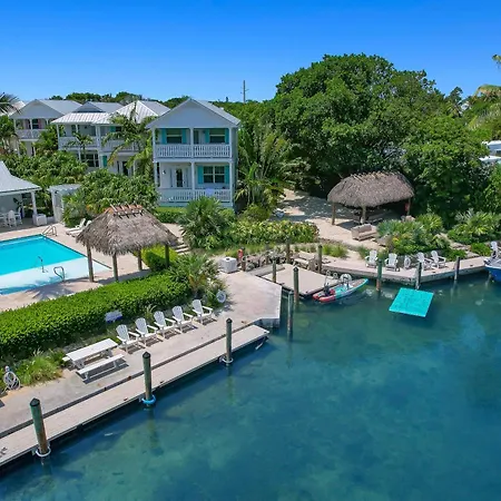 Isla Key Lime - Waterfront Boutique Resort, Htd Pool, Dock, Walkable